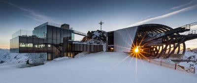 Der neue Treffpunkt für alle Bondfans: Das ICE Q Restaurant in Sölden © soelden.com